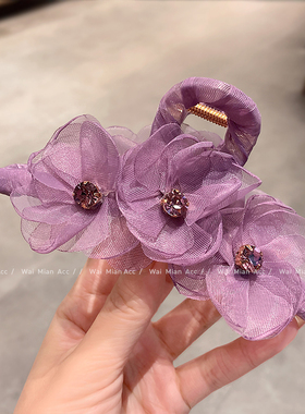 紫色绢纱花朵镶钻鲨鱼夹