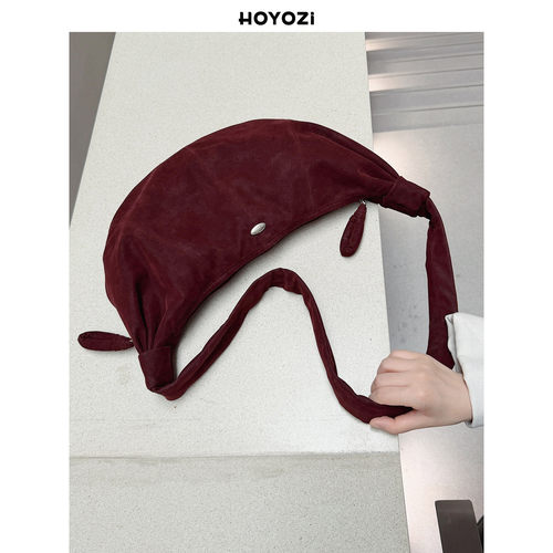 【小优家包包】HOYOZI秋冬红色牛角包包女式2025新款斜挎饺子腋下