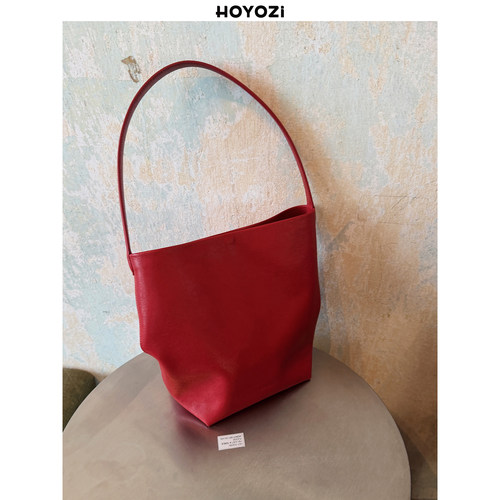 HOYOZI 2026新品 真皮红色水桶包包女单肩通勤腋下【小优家包包】