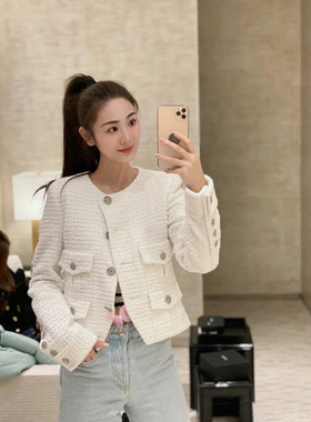 5袖扣小香女22早春度假采石场走秀白色圆领长袖斜门襟短外套