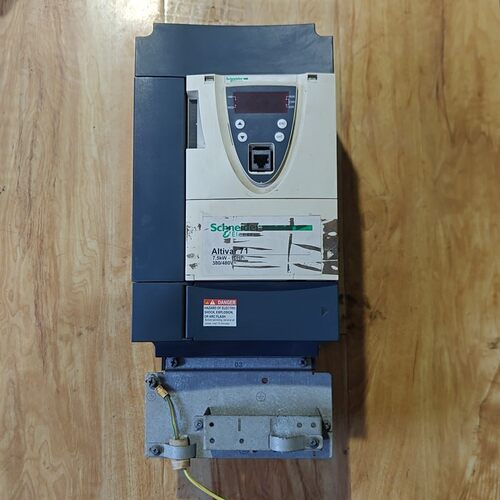 ATV71HU75N4Z 变频器 7.5KW 380/480V 调速设备议价维修