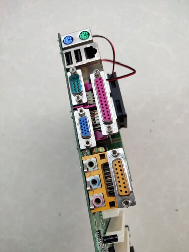 VT8601T主板，带ISA黑插槽，保修3个月