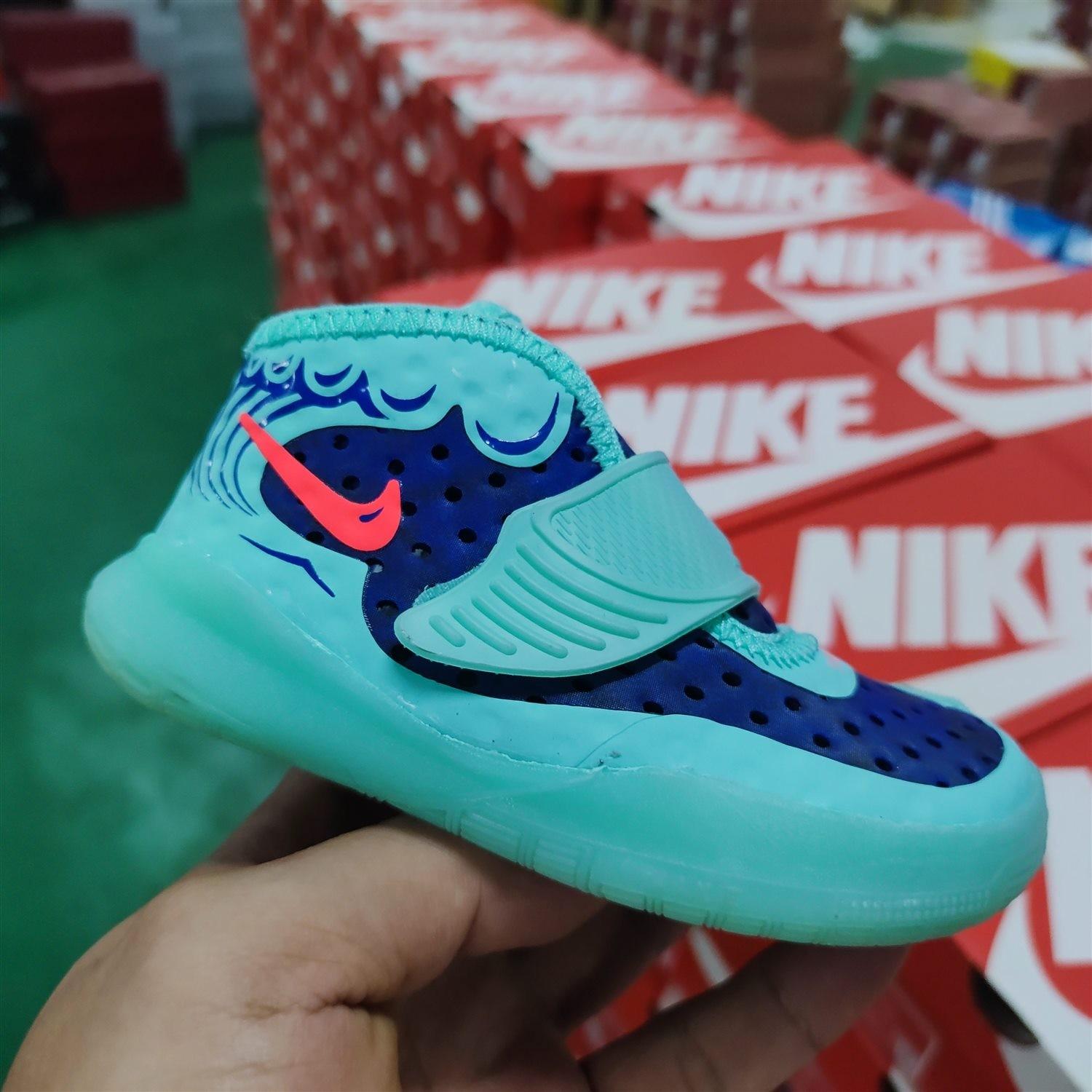 Nike/耐克 正品休闲婴童低帮轻便舒适运动鞋 CJ4100-500