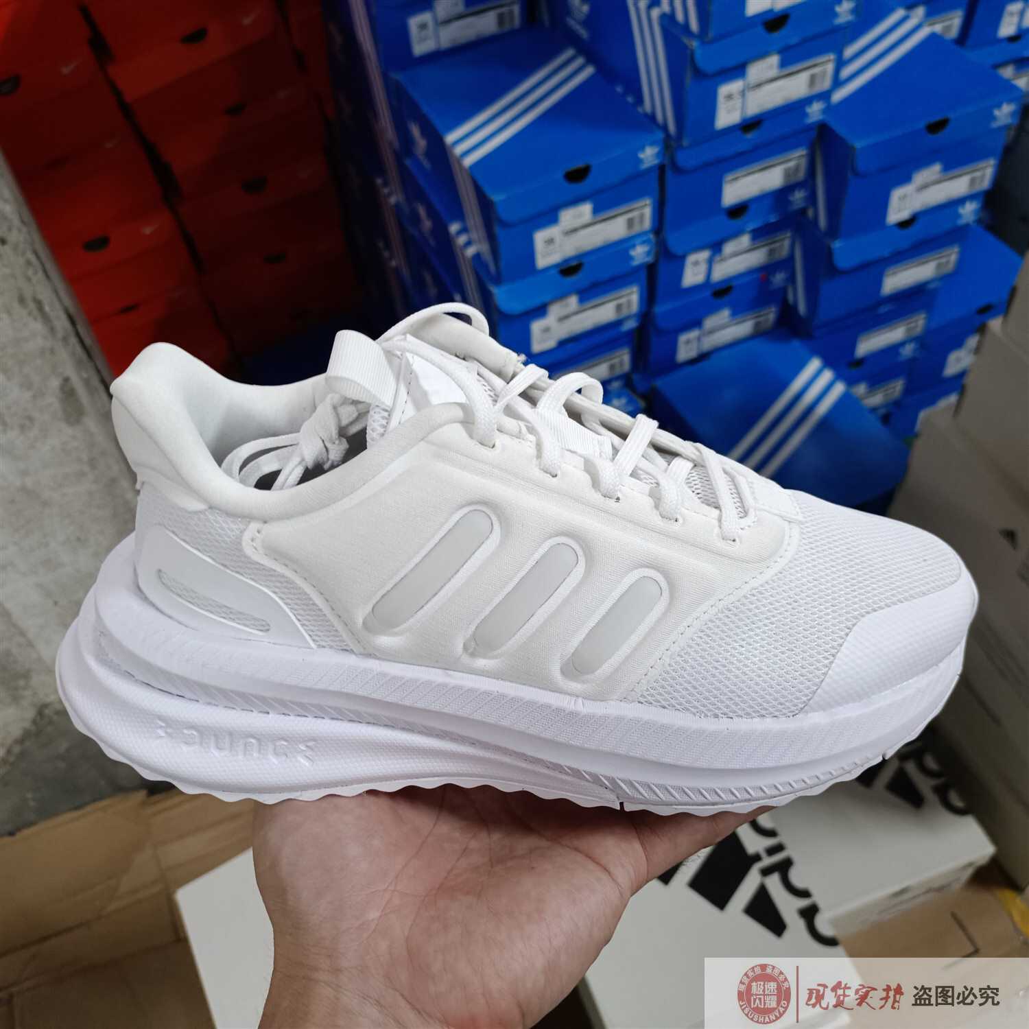 Adidas大童系带休闲鞋