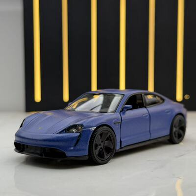 马珂垯合金车模1:36保时捷taycan911gt3跑车儿童玩具模型摆件