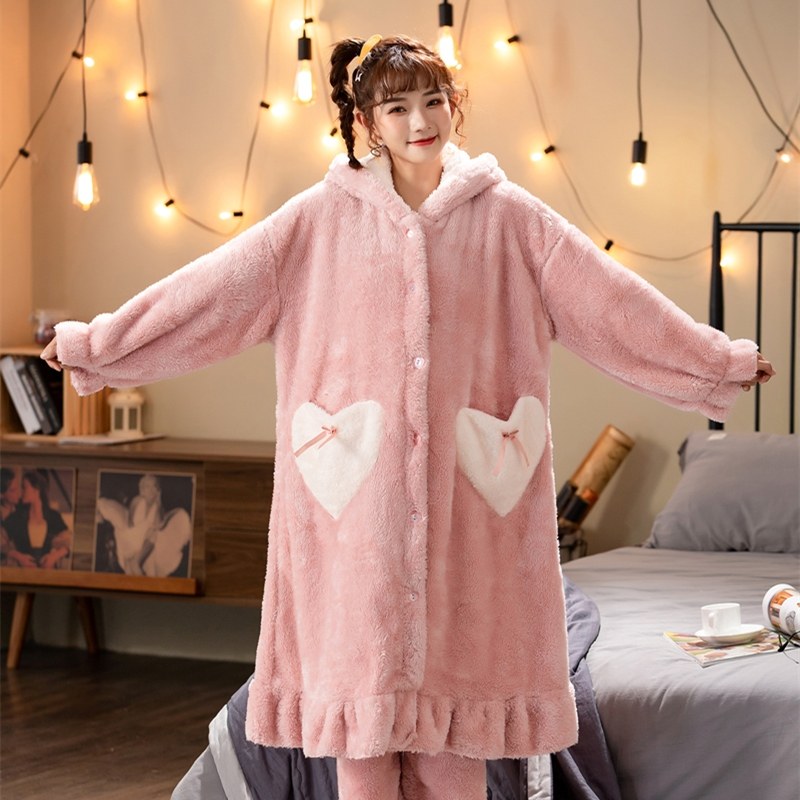 秋冬季睡衣女睡袍加厚珊瑚绒加大码可爱长款法兰绒家居服连体套装