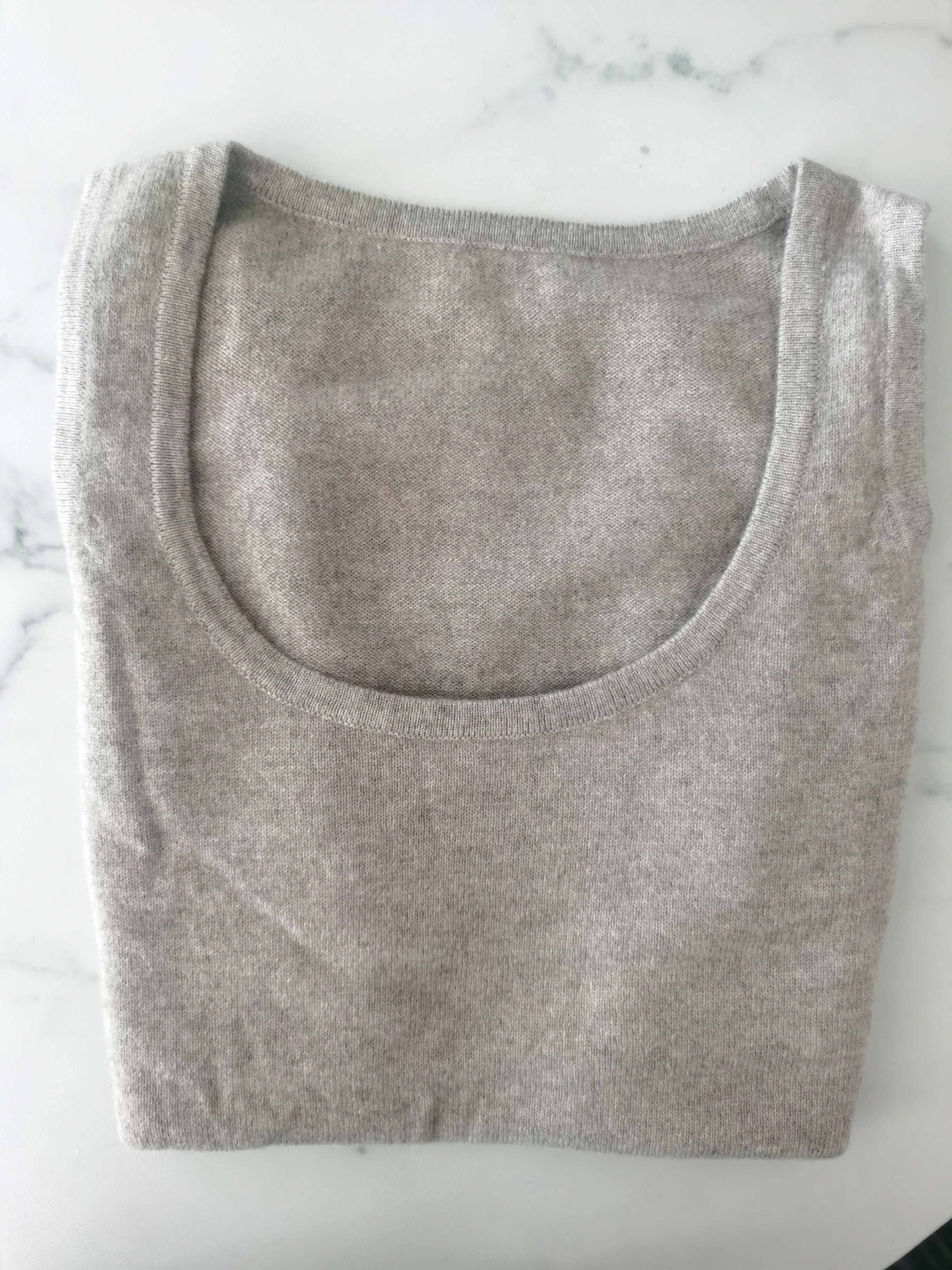 特价！内蒙古鄂尔多斯市100%纯羊绒男士圆领羊绒背心秋冬保暖毛衣