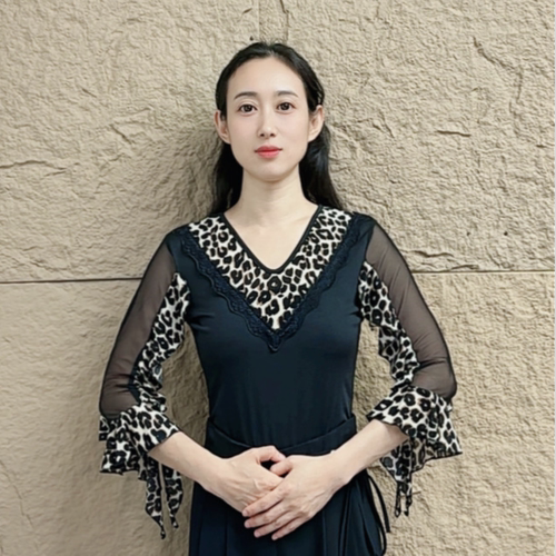 欢舞阁气质摩登舞吉特巴A0904时尚气质女士v领拼接喇叭袖舞蹈服