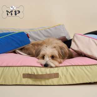 Pet 韩国代购 woolly宠物撞色防过敏可拆洗手提垫子狗窝 Memory