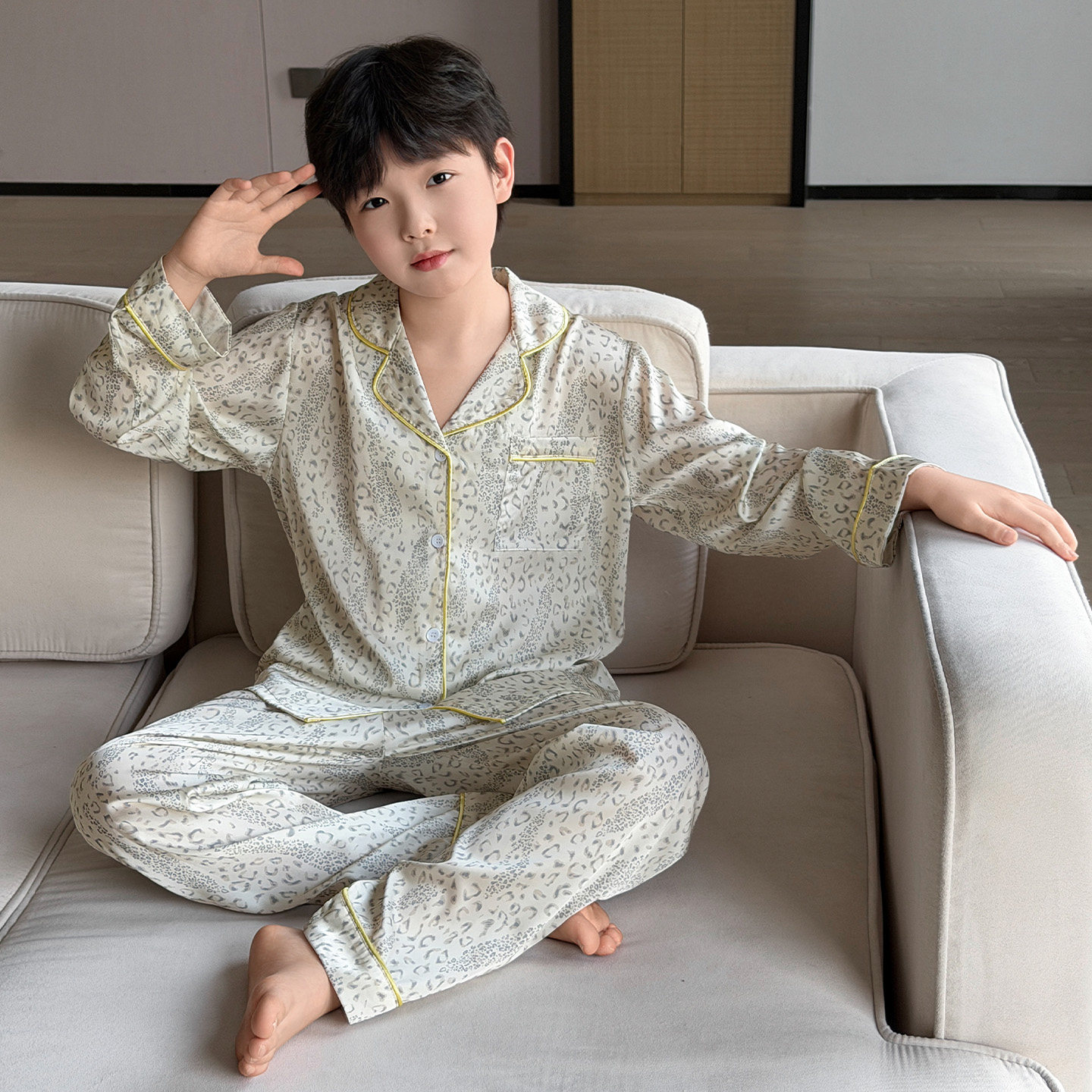 高级感男童睡衣儿童春季真丝家居