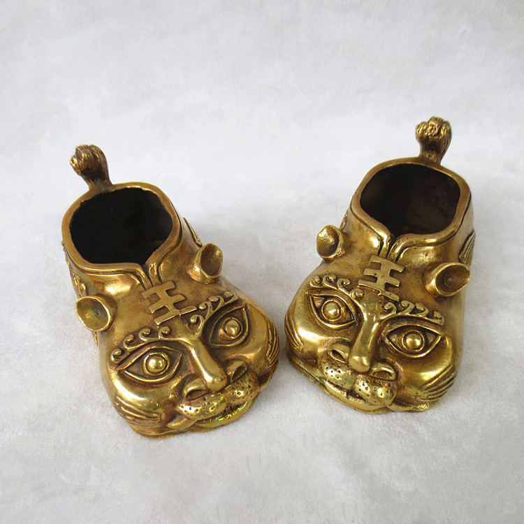 黄铜老虎鞋纯铜仿古虎头鞋儿童鞋中式古典猫头鞋福临铜器精工摆件