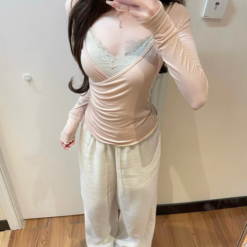 SHE U蕾丝拼接吊带背心+显瘦辣妹长袖上衣两件套套装Y20159不退换