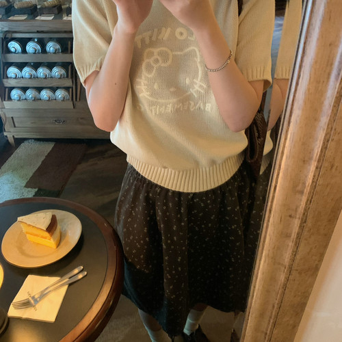 Flower April（FA）-女圆领短袖显瘦百搭KT上衣针织衫95012不退换