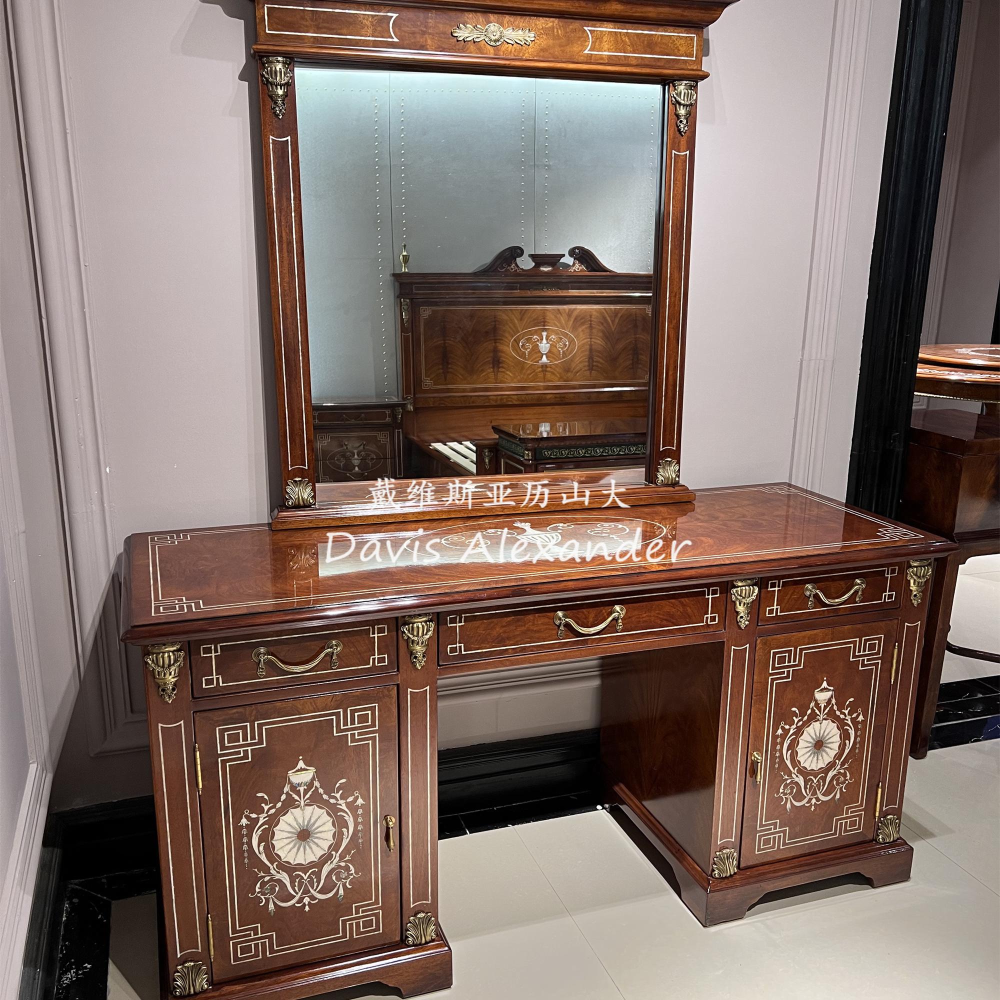 欧式化妆台亚历山大实木古典梳妆台带镜子别墅镶嵌贝壳公主化妆桌