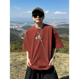 XBRO日系复古夏季红色五分袖T恤男女短袖圆领上衣趣味刺绣割破tee