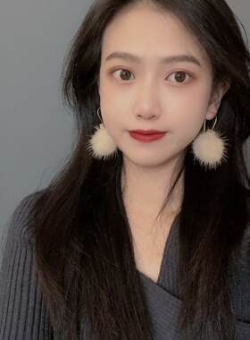 水貂毛球百搭镀真金木头方块耳坠