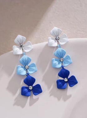 渐变蓝色花朵耳环女森系超仙气质长款耳坠2024时尚洋气百搭耳饰品