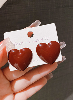 小众复古红色滴油爱心耳钉女设计感简约百搭气质新年喜庆耳环耳饰