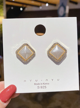 S925银针日韩不对称设计耳环几何形不规则甜美珍珠耳坠百搭耳饰女