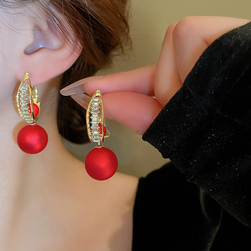 轻奢设计感一款多戴锆石红色珍珠耳钉耳环时尚氛围感气质百搭耳扣