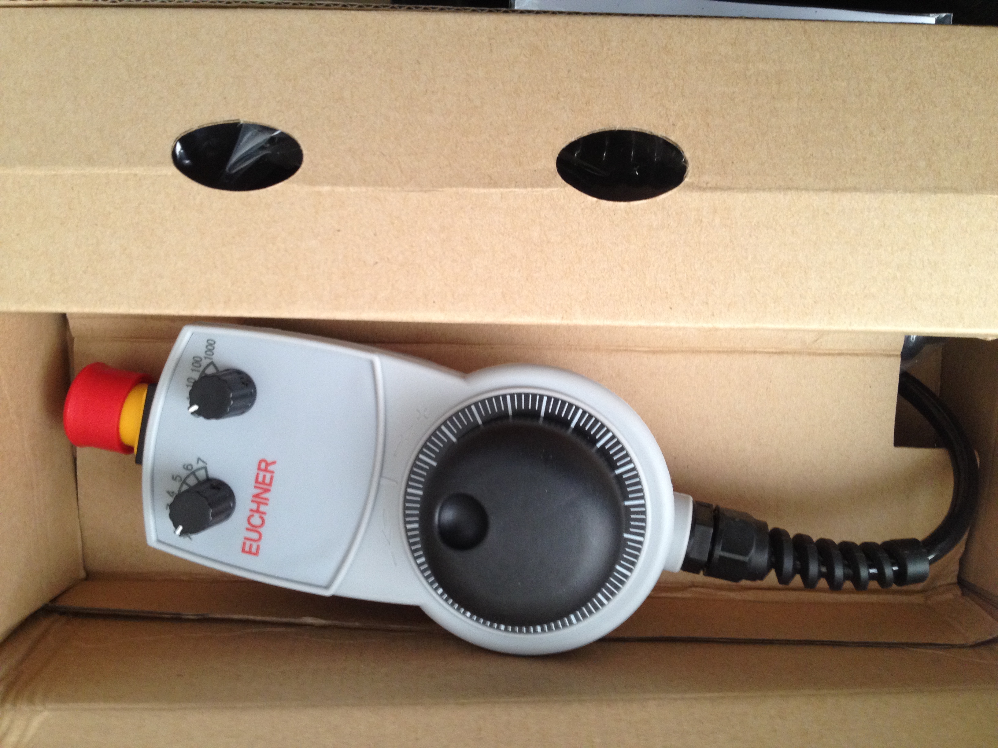 EUCHNER原装手持脉冲发生器HBA-098672