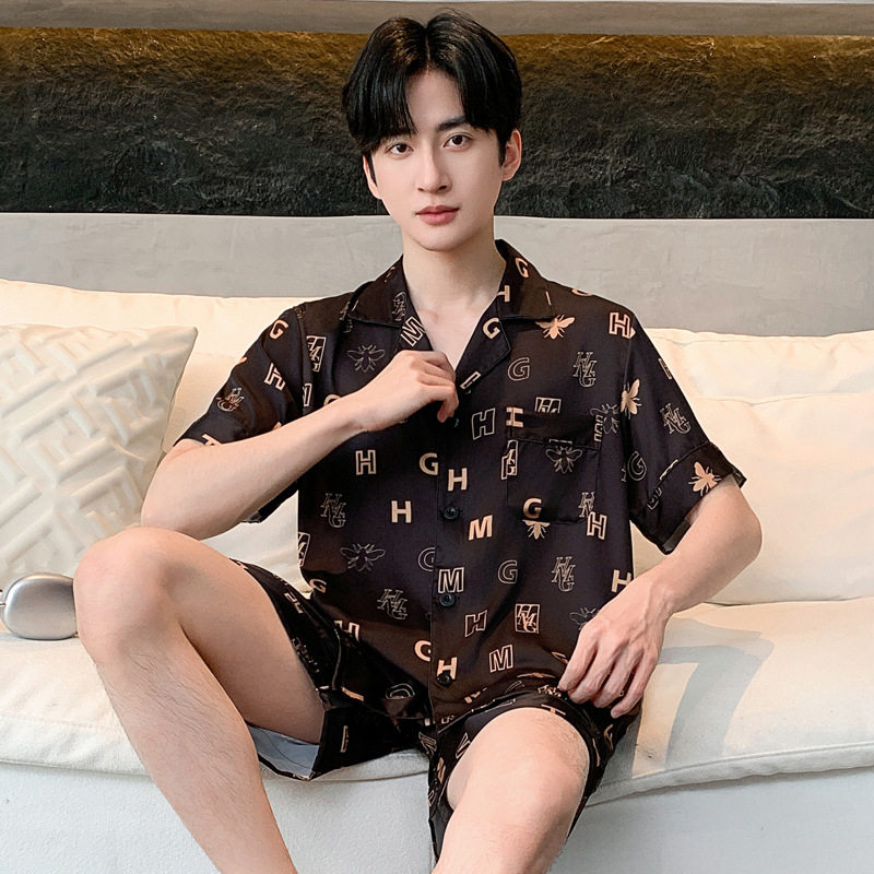 夏天男款睡衣冰丝短袖短裤薄款男夏装2026新款高级感丝绸男士夏季