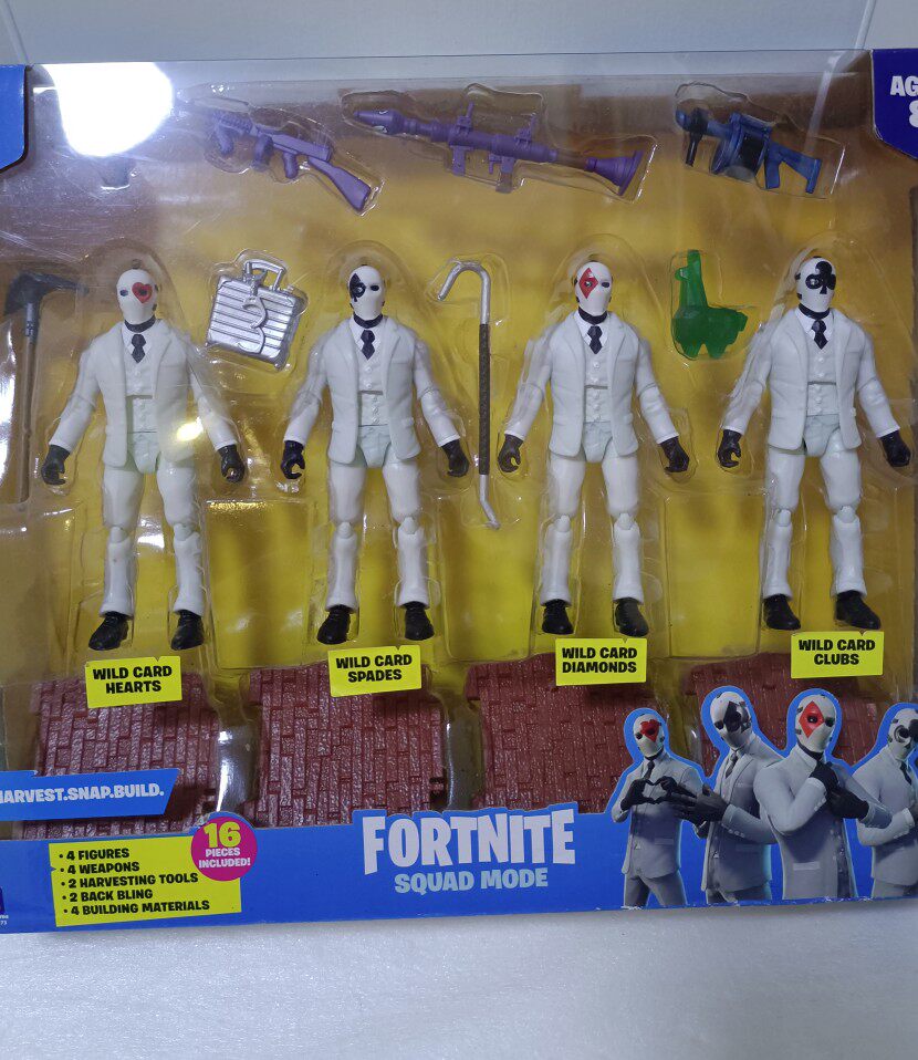 fortnite堡垒之夜 3.75寸超可动人偶  白西服手办 扑克四人组盒装