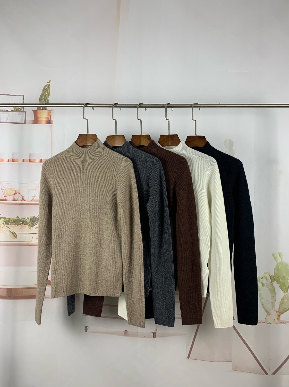 晴天wool 女款一体成型无缝工艺立体马鞍肩烟囱半高领羊绒针织衫