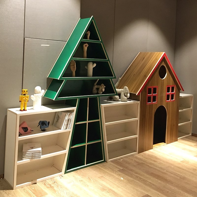 圣诞树造型书架组合展示柜