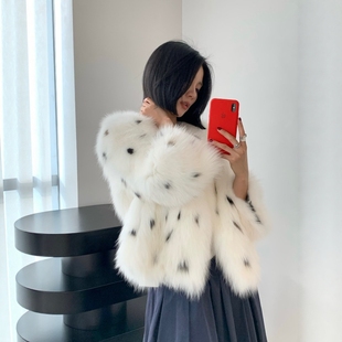 轻奢山猫纹 轻盈保暖真丝内衬 九分袖短款狐狸皮草夹克外套女士