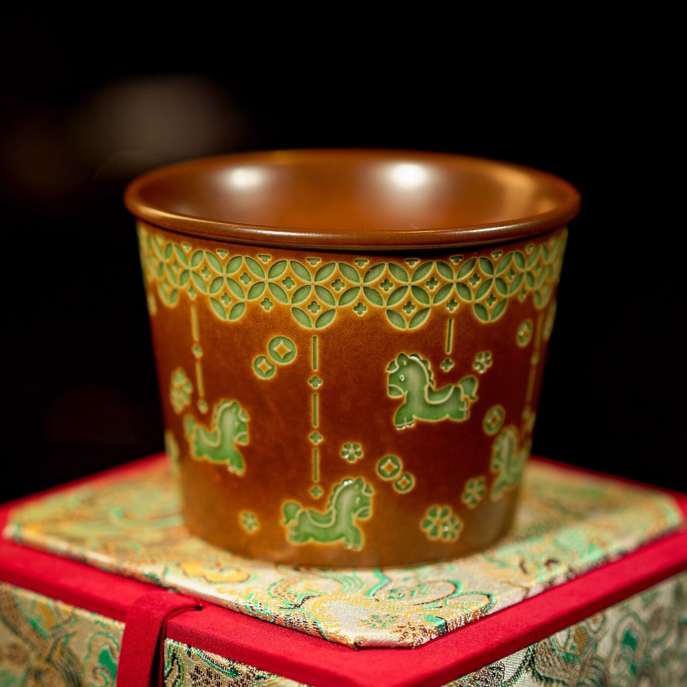 瓷茶记李斌原创设计旋转木马猪口杯复古咖啡杯茶咖两用礼物推荐,餐饮具,咖啡杯,淘宝优惠券,粉丝福利购,淘宝优惠卷