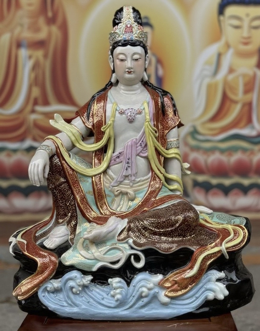 景德镇精品陶瓷水月观音佛像摆件自在观世音菩萨像工艺品家用供60
