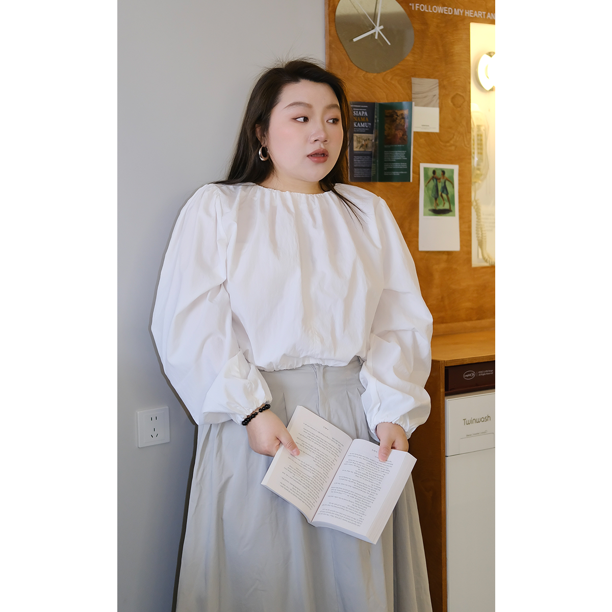 zooobaby02/21韩系设计感气质上衣女圆领宽松简约衬衫上衣