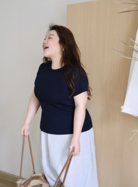 03/08早春新品韩系简约百搭圆领套头针织短袖上衣