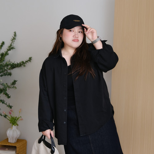 03/08早春新品韩系简约百搭显瘦黑色翻领长袖衬衫上衣