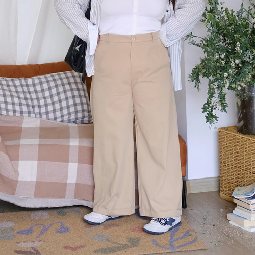 03/08早春新品韩系简约百搭显瘦翻边直筒裤子