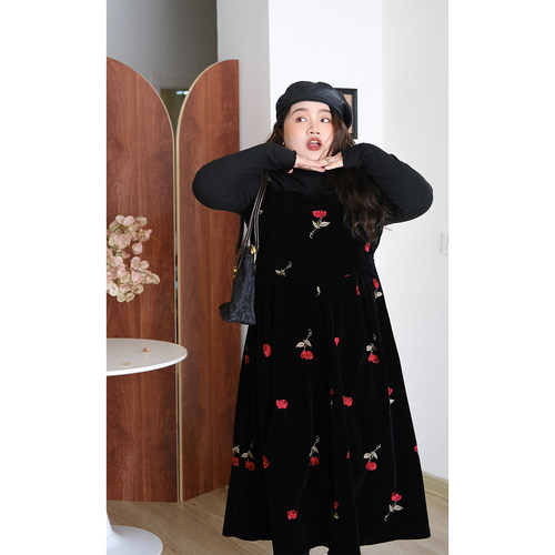 zooobaby大码女装微胖mm复古刺绣碎花丝绒吊带裙套装显瘦两件套