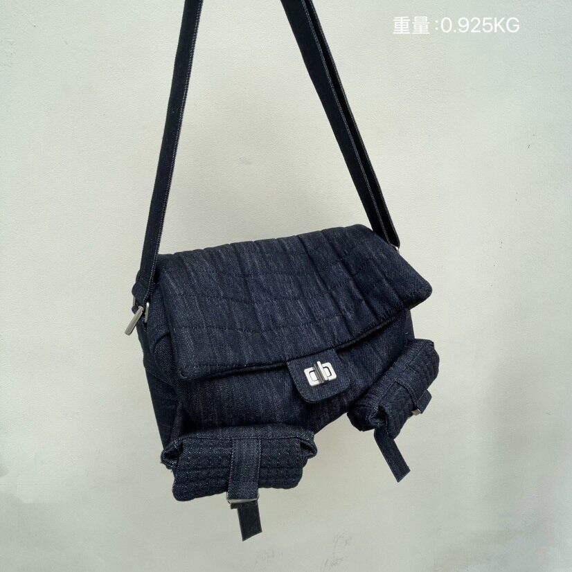 包包女2026新品牛仔帆布中古运动