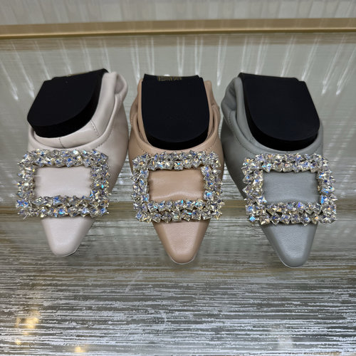 新品上架 法国乐芙女鞋/LE FAOU 方扣羊皮单鞋L231083 吊牌价1699