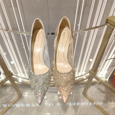 2024春款女鞋Roberta诺贝达