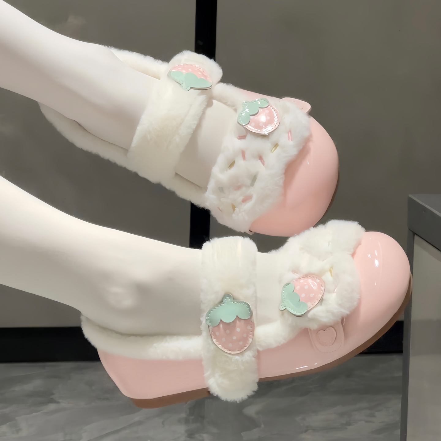 草莓蛋糕原创可爱lo鞋