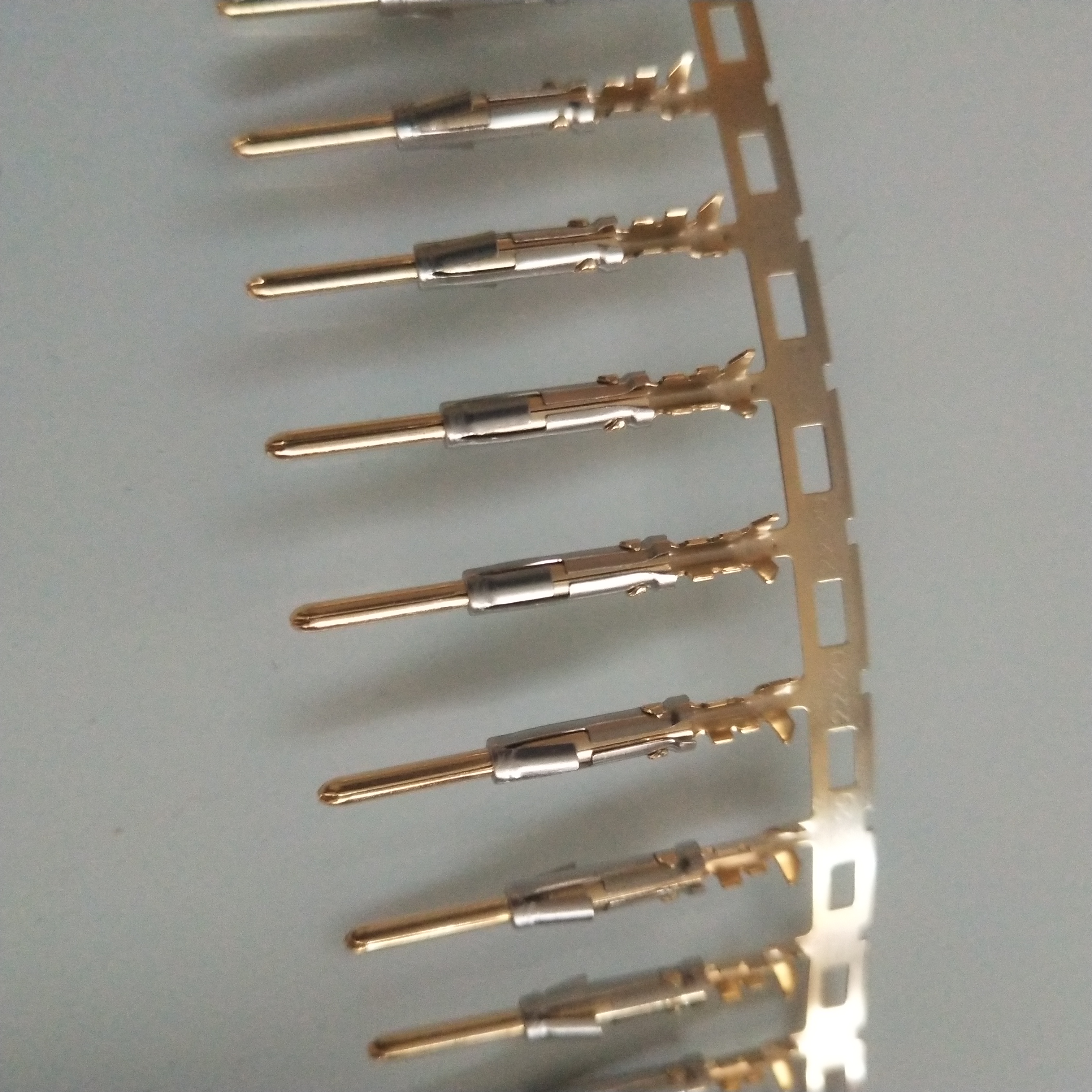 安费诺 汽车连接器SP20M1F 端子 插针 20号 现货 原装新品