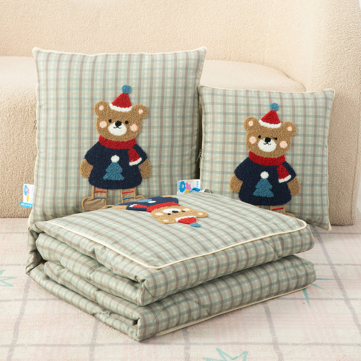 小熊抱枕被子二合一沙发盖毯可爱学生宿舍午休被办公室折叠枕头夏