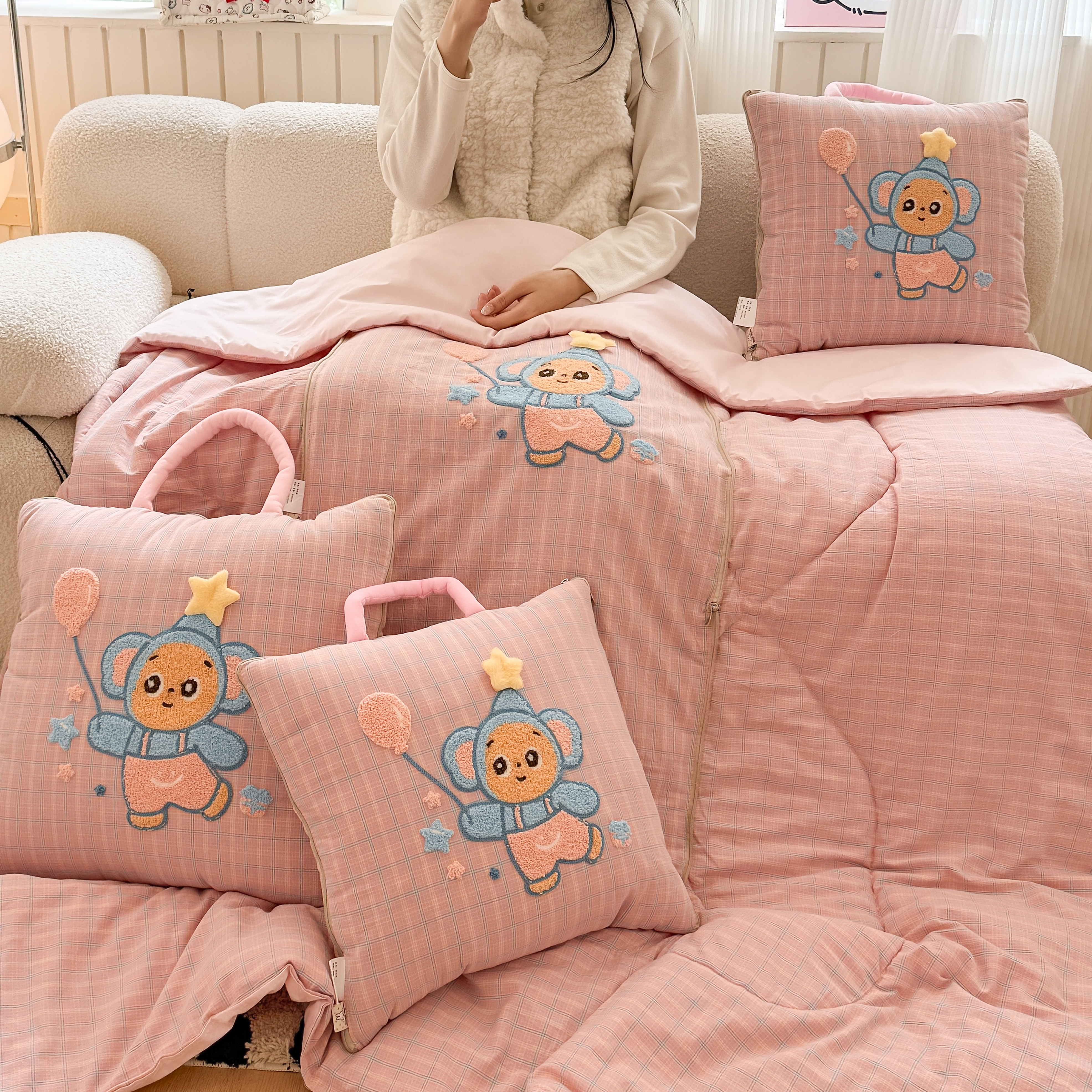 星宝抱枕被子二合一全棉汽车靠枕沙发靠垫办公室午休折叠枕头可爱