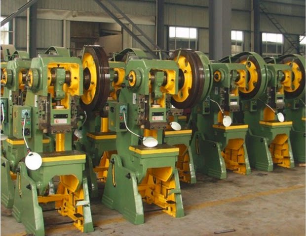 j23-10t开式双柱可倾压力机价格 善锻专业冲床厂家行业领先品牌