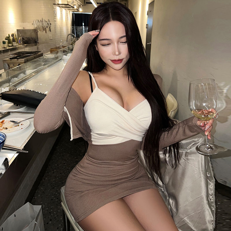 韩国东大门优雅女人味~性感显胸撞色吊带连衣裙+开衫外套两件套装
