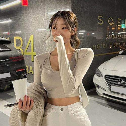 韩国东大门紧身显瘦弹力性感辣妹露脐短款u领设计长袖T恤上衣女装