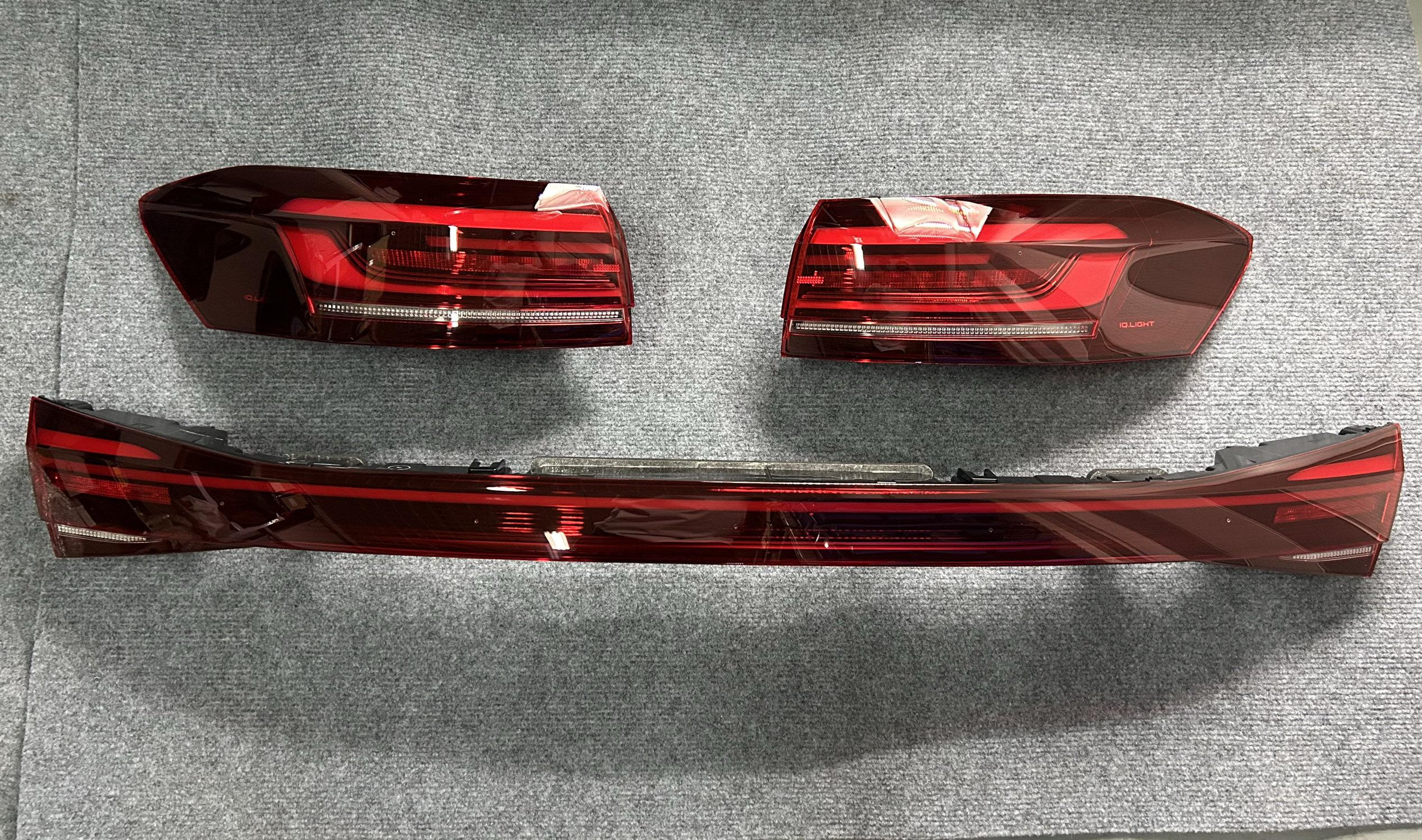 22-24款帕萨特后尾灯总成尾灯罩后大灯刹车灯倒车LED贯穿流水尾灯