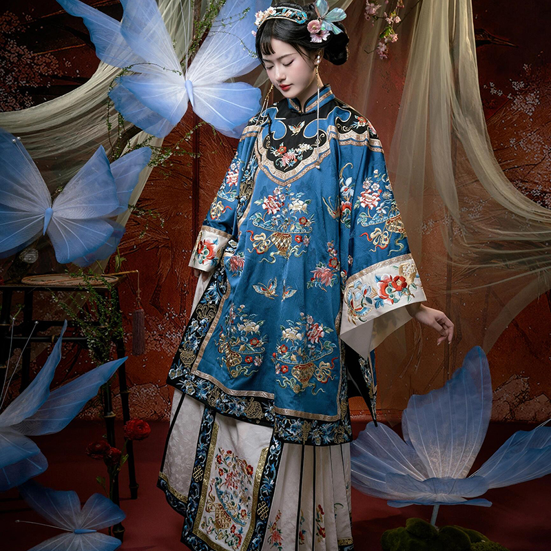 清汉女装清代氅衣旗装晋商少奶奶服饰重工印花马面裙套装格格服装