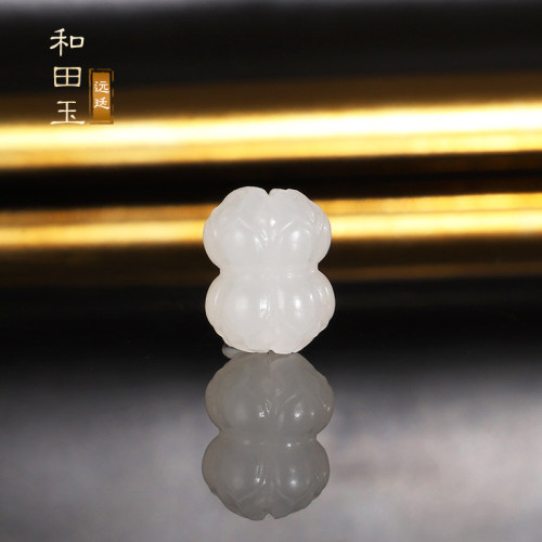 新疆和田玉散珠 并蒂莲花 直径8x10mm单颗 羊脂白玉配珠 精工